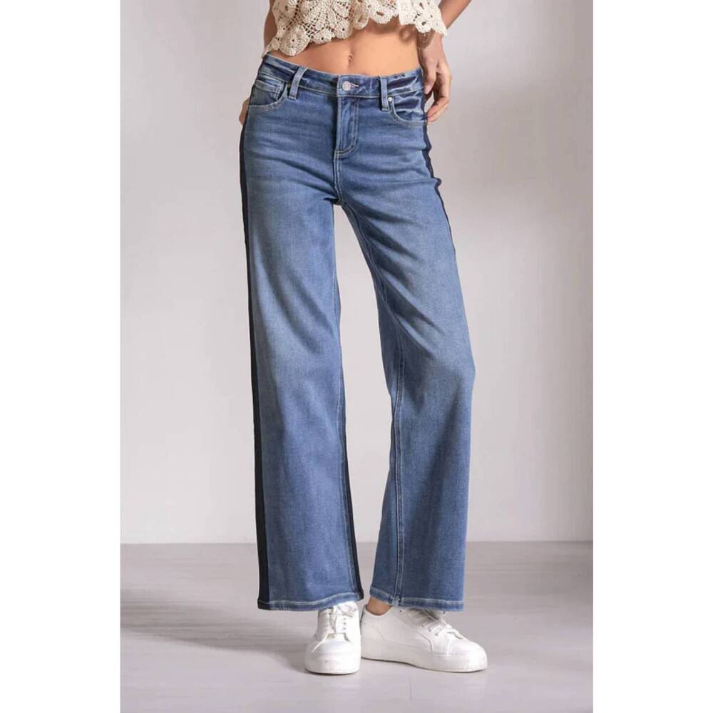 NEW ELAN gigi slim wide leg jeans in denim